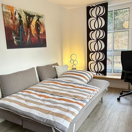 Grosszuegiges Helles Penthouse -Komplette Etage- Mit Balkon Und Stellplatz In Ruhiger Lage Kulmbach Eksteriør bilde