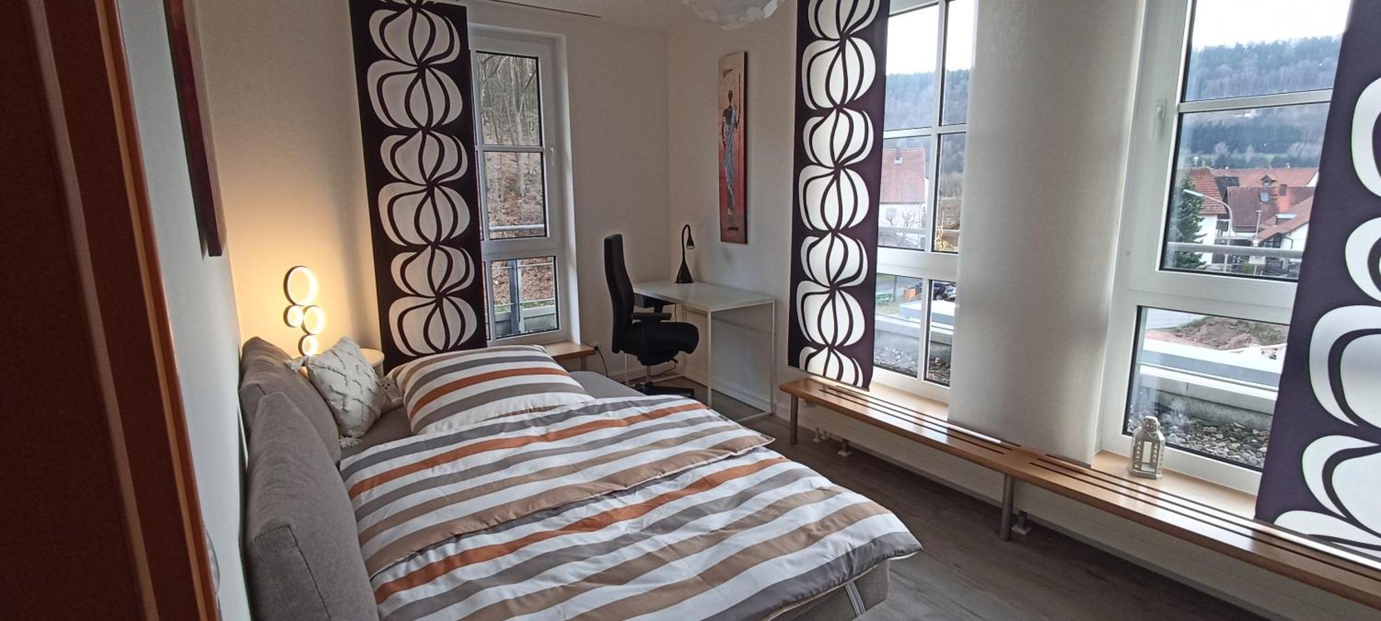 Grosszuegiges Helles Penthouse -Komplette Etage- Mit Balkon Und Stellplatz In Ruhiger Lage Kulmbach Eksteriør bilde