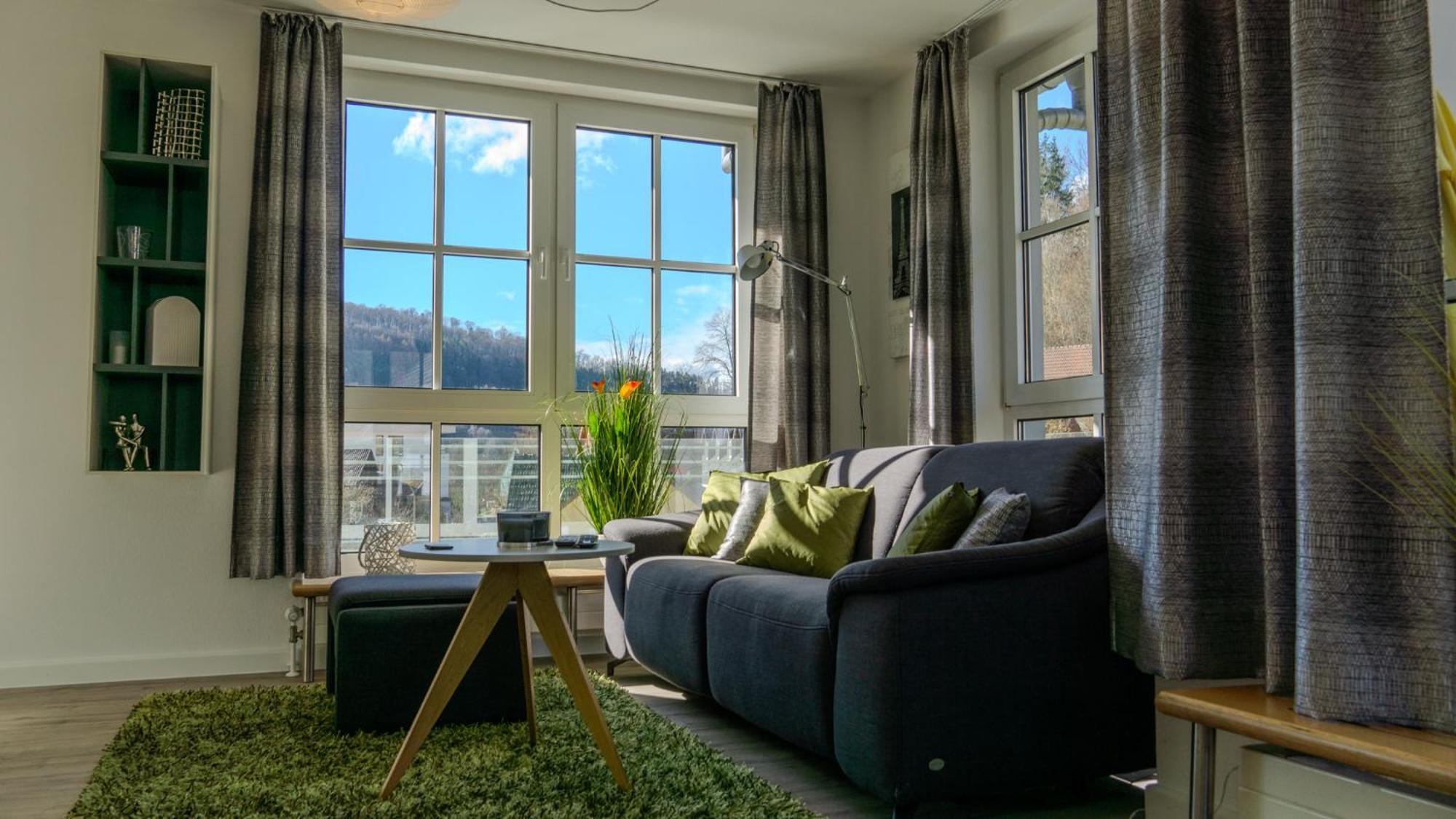Grosszuegiges Helles Penthouse -Komplette Etage- Mit Balkon Und Stellplatz In Ruhiger Lage Kulmbach Eksteriør bilde
