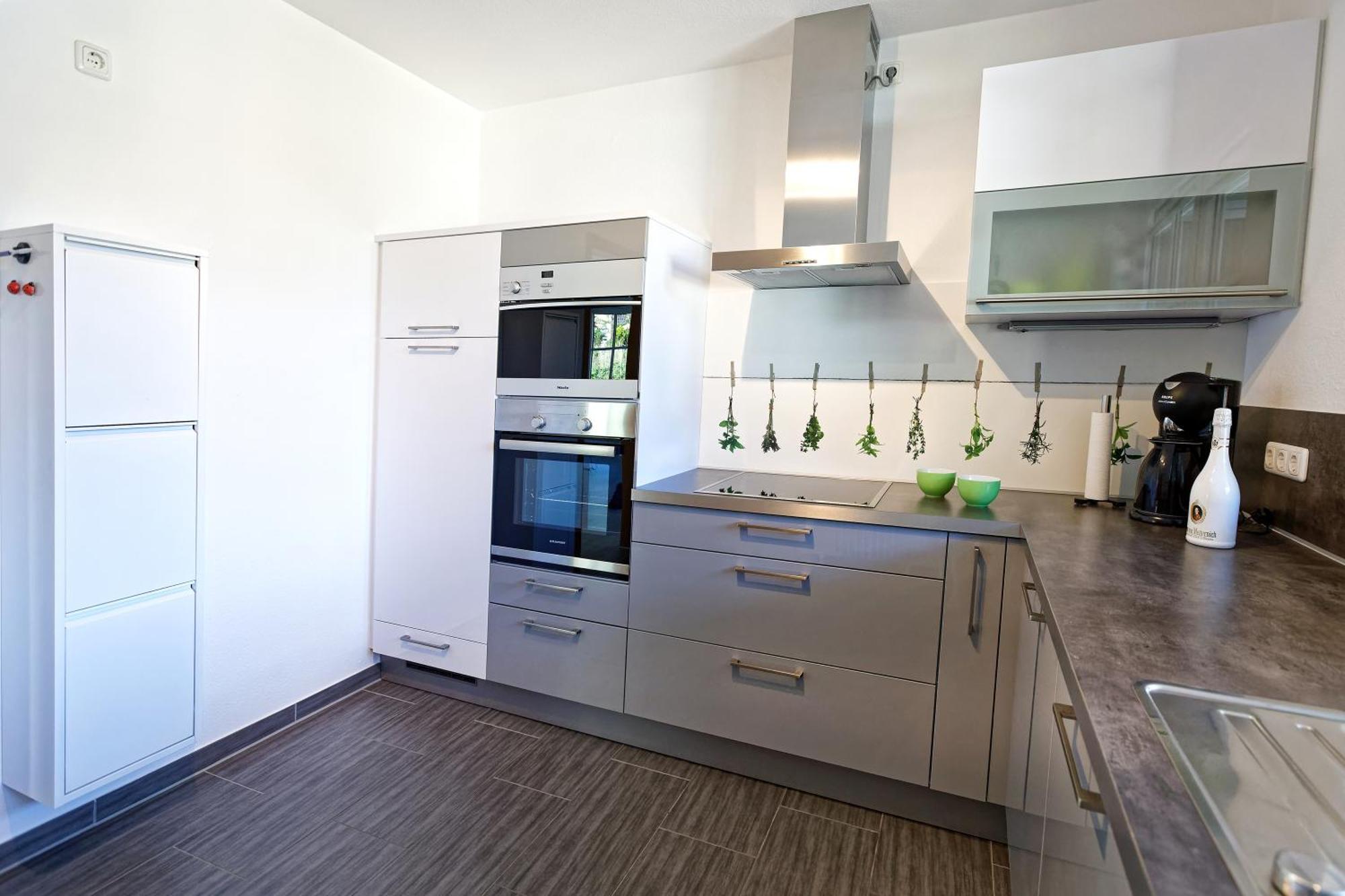 Grosszuegiges Helles Penthouse -Komplette Etage- Mit Balkon Und Stellplatz In Ruhiger Lage Kulmbach Eksteriør bilde